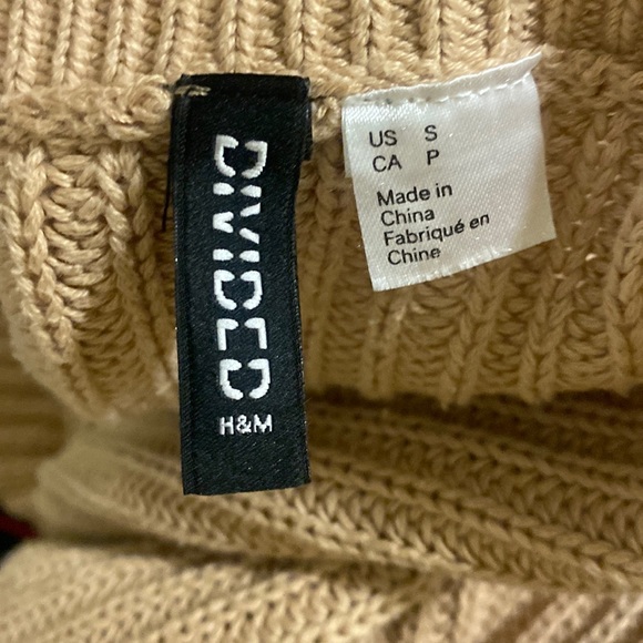 H&M Divided Rib-Knit Short Cardigan - Picture 4 of 5